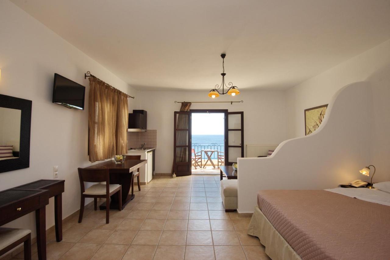 Hotel Yalis