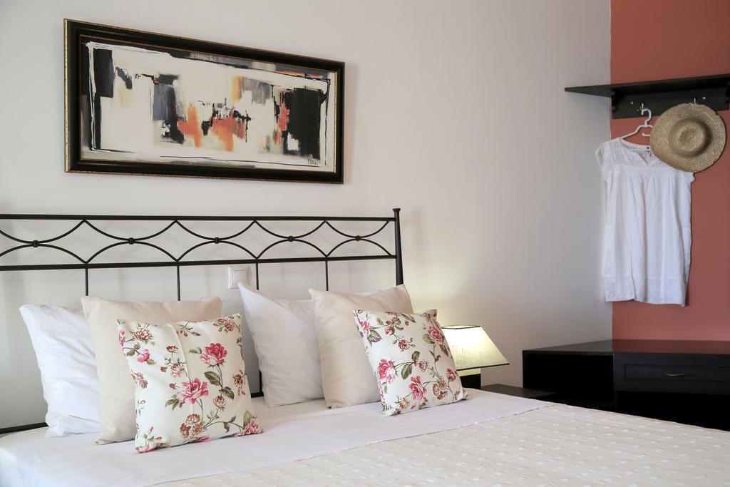 Hotel Yalis Votsi (Alonnisos)