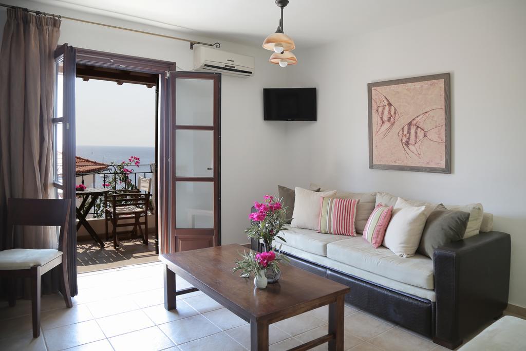 Hotel Yalis 4*