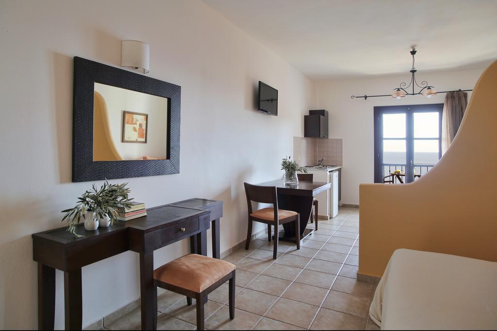 Hotel Yalis